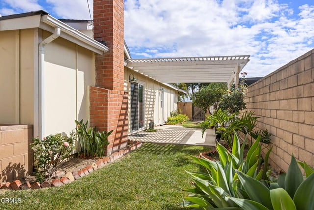 11225 Casa Street, Ventura, CA 93004 — photo 32 of 35