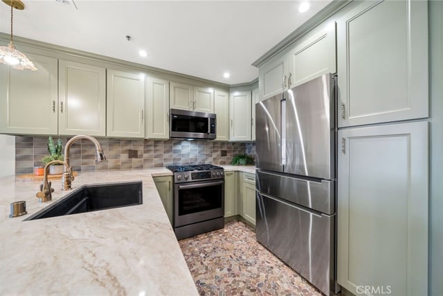 2563 Plaza Del Amo 404, Torrance, CA 90503 — photo 5 of 33