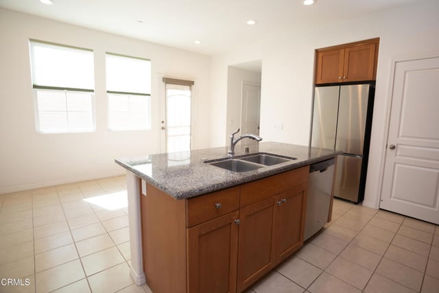 11278 Tiger Lily Street, Ventura, CA 93004 — photo 11 of 33