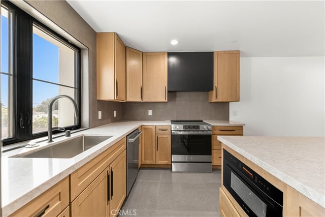 220 W Mission B, San Gabriel, CA 91776 — photo 9 of 36