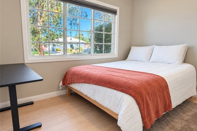 2000 Tevis, Long Beach, CA 90815 — photo 17 of 37