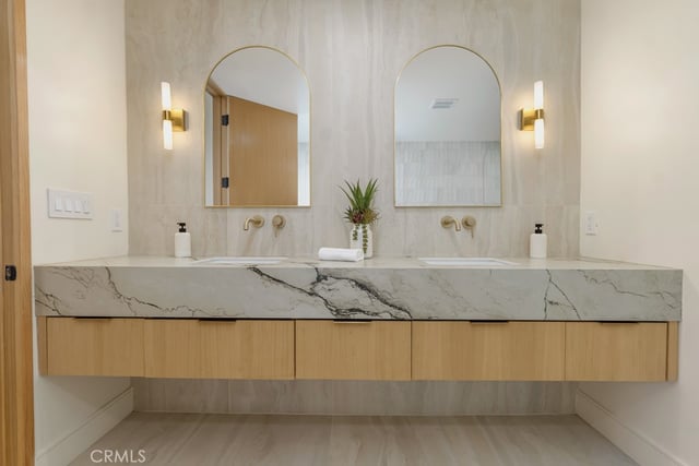5551 Valerie Avenue, Woodland Hills, CA 91367 — photo 25 of 44