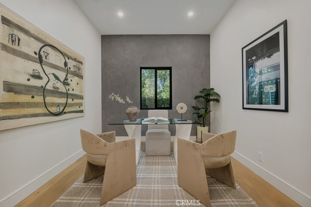 5551 Valerie Avenue, Woodland Hills, CA 91367 — photo 34 of 44