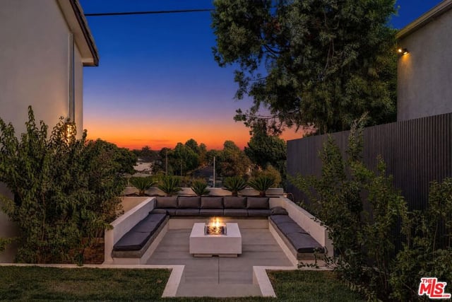 11404 Biona Drive, Los Angeles, CA 90066 — photo 21 of 35