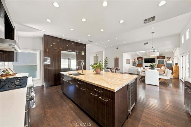 4223 Mooncrest Place, Encino, CA 91436 — photo 5 of 40