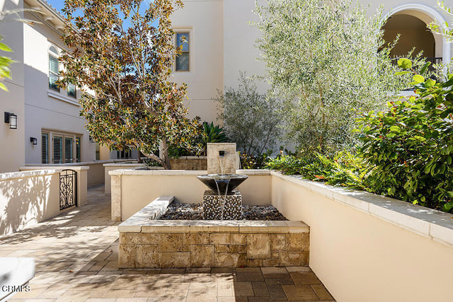 110 S Orange Grove Boulevard 106, Pasadena, CA 91105 — photo 5 of 41