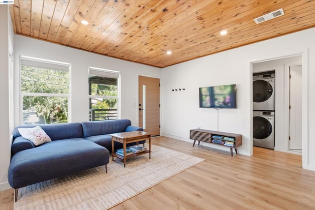 3929 Division St, Los Angeles, CA 90065 — photo 7 of 51