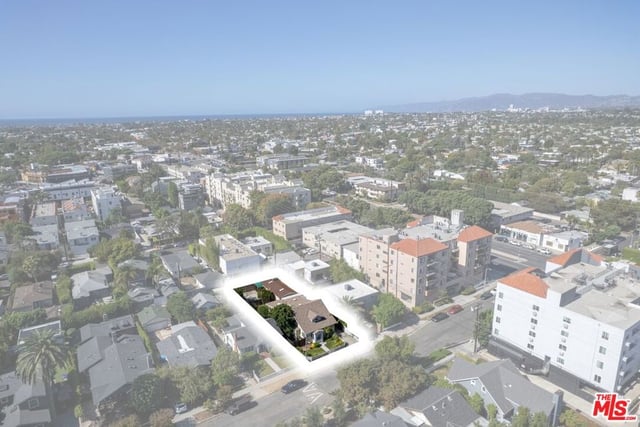 2421 Glyndon Avenue, Venice, CA 90291 — photo 33 of 35