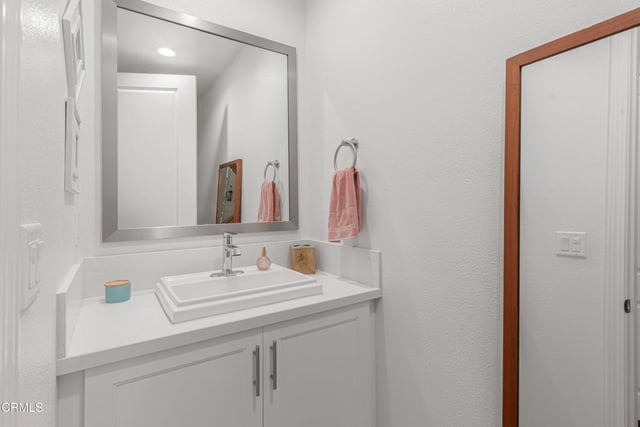5007 Rexton Drive, Camarillo, CA 93012 — photo 11 of 61