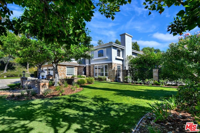 17814 Greyhawk Place, Granada Hills, CA 91344 — photo 4 of 64