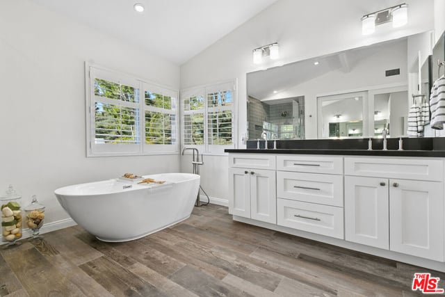 5477 Maricopa Drive, Simi Valley, CA 93063 — photo 15 of 29