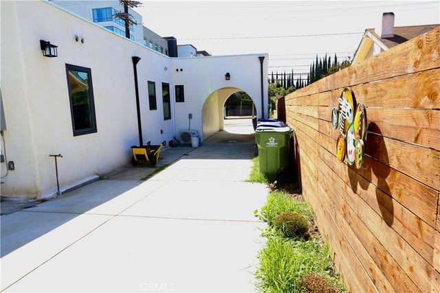 1113 1115 W Hellman, Alhambra, CA 91803 — photo 15 of 43