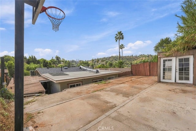 5139 Irvington Place, Los Angeles, CA 90042 — photo 26 of 31