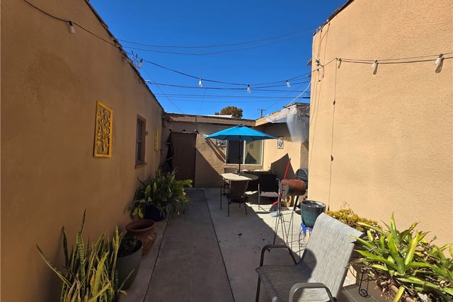 8905 Ruthelen, Los Angeles, CA 90047 — photo 13 of 15