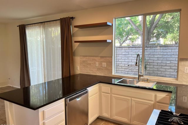 4599 Via Aciando, Camarillo, CA 93012 — photo 13 of 43
