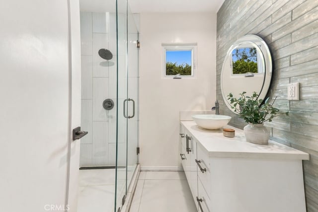 4233 W 25th Street, Los Angeles, CA 90018 — photo 24 of 61