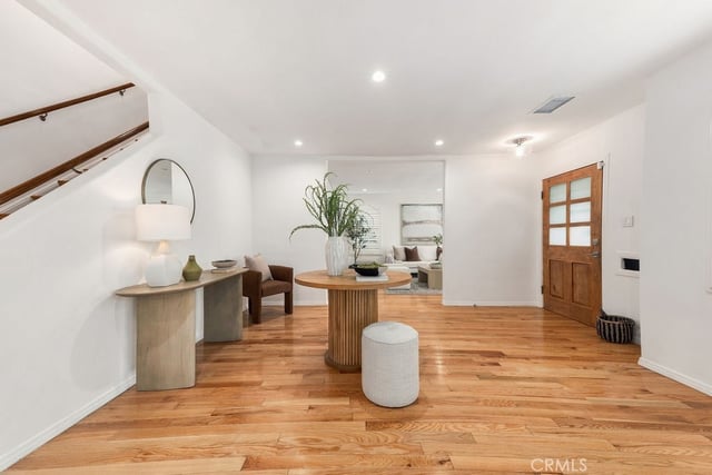 4233 W 25th Street, Los Angeles, CA 90018 — photo 7 of 61