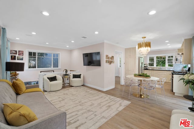 10431 Scenario Lane, Los Angeles, CA 90077 — photo 2 of 39