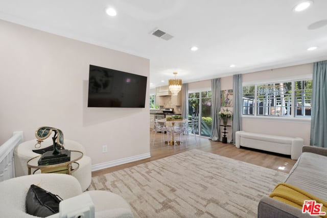 10431 Scenario Lane, Los Angeles, CA 90077 — photo 7 of 39