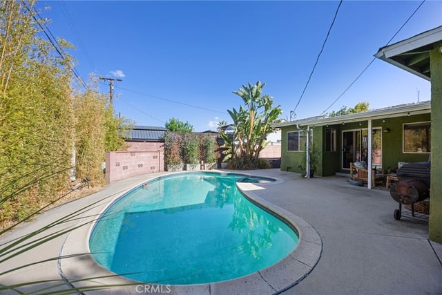 16335 Tuba, Granada Hills, CA 91343 — photo 31 of 38