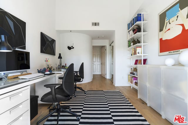 12603 Moorpark Street 306, Studio City, CA 91604 — photo 15 of 39