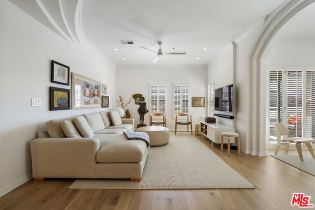 12603 Moorpark Street 306, Studio City, CA 91604 — photo 27 of 39
