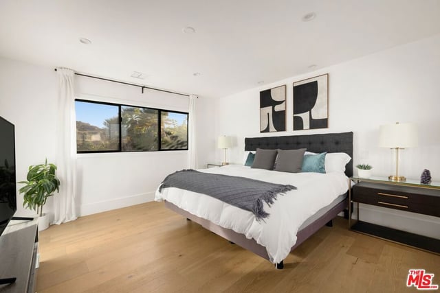 11454 Dona Evita Drive, Studio City, CA 91604 — photo 20 of 24
