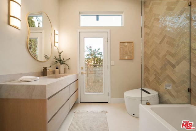 20877 Kelvin Place, Woodland Hills, CA 91367 — photo 22 of 38