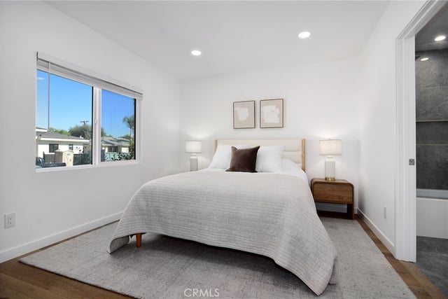 17420 Collins Street, Encino, CA 91316 — photo 22 of 33