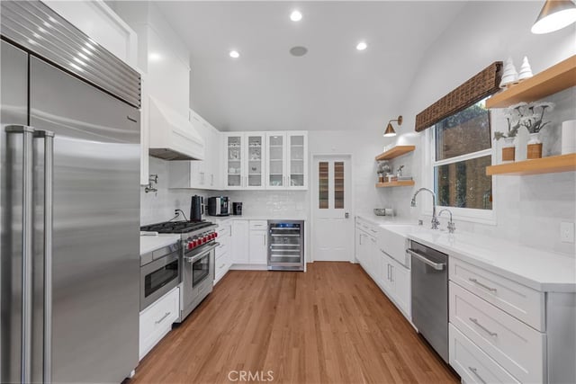 10455 Lindbrook Drive, Los Angeles, CA 90024 — photo 11 of 45