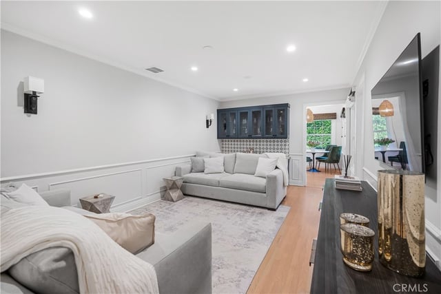 10455 Lindbrook Drive, Los Angeles, CA 90024 — photo 15 of 45