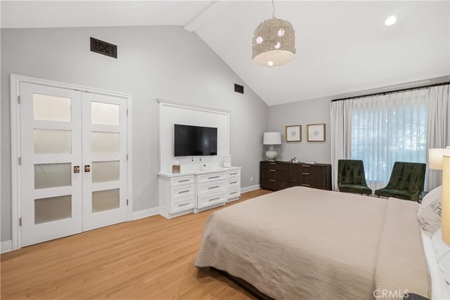 10455 Lindbrook Drive, Los Angeles, CA 90024 — photo 23 of 45
