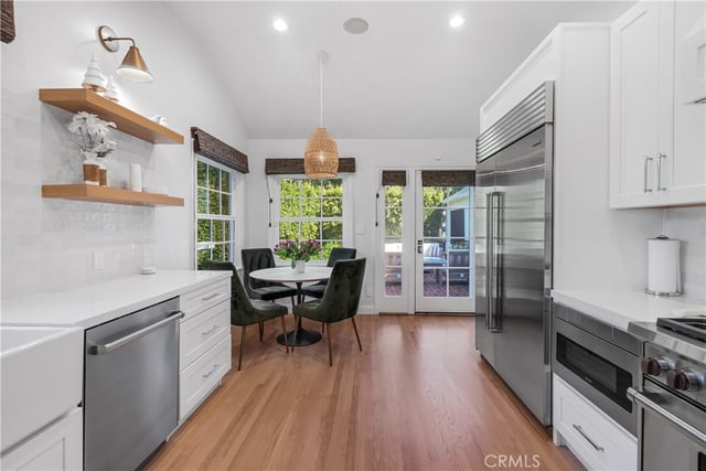 10455 Lindbrook Drive, Los Angeles, CA 90024 — photo 9 of 45