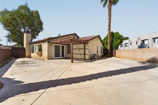 2957 E Avenue R2, Palmdale, CA 93550 — photo 24 of 31