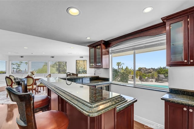 3938 Westfall Dr., Encino, CA 91436 — photo 15 of 41