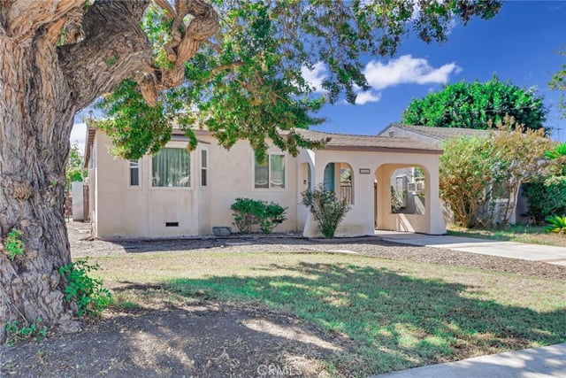 4208 W 141st, Hawthorne, CA 90250 — photo 4 of 48