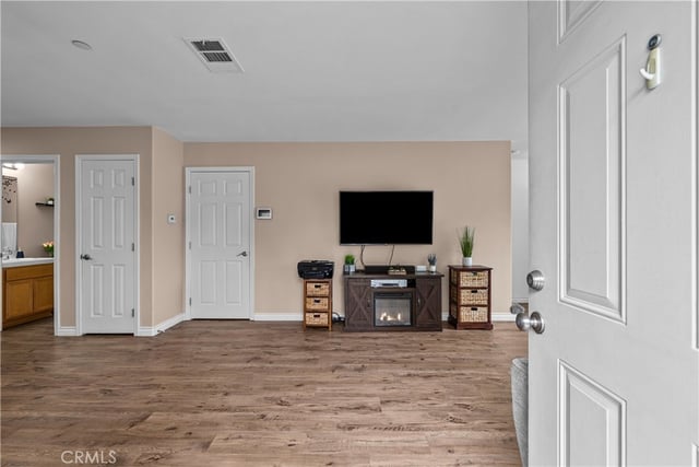 14552 Foothill, Sylmar, CA 91342 — photo 3 of 44