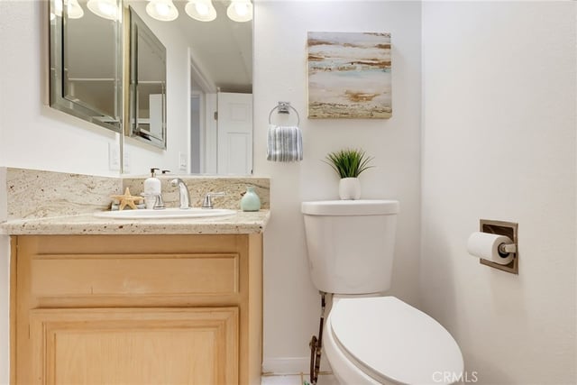 1073 W 9th Street 202, San Pedro, CA 90731 — photo 26 of 41