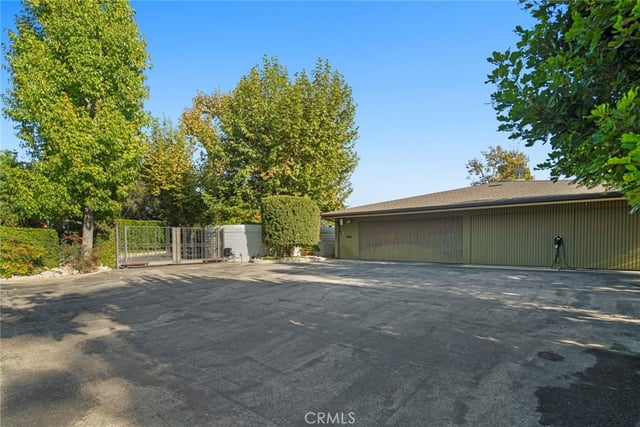 1458 Hillcrest, Pasadena, CA 91106 — photo 8 of 75
