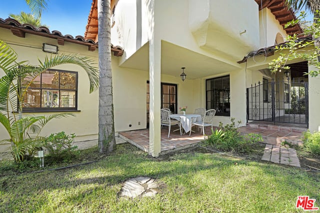 324 Marguerita Avenue, Santa Monica, CA 90402 — photo 35 of 36