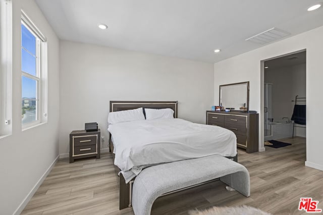 27109 Valley Oak Place, Valencia, CA 91381 — photo 15 of 33