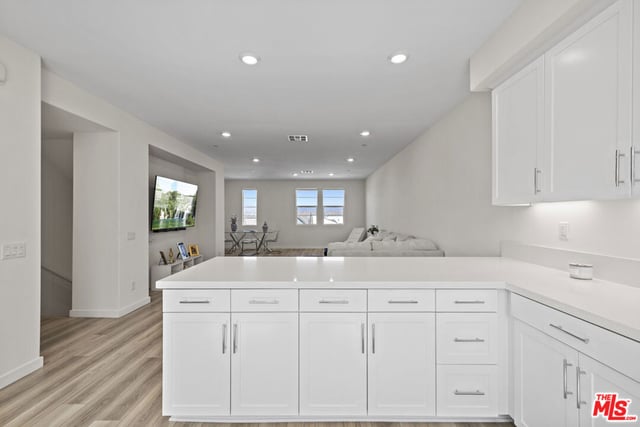 27109 Valley Oak Place, Valencia, CA 91381 — photo 3 of 33