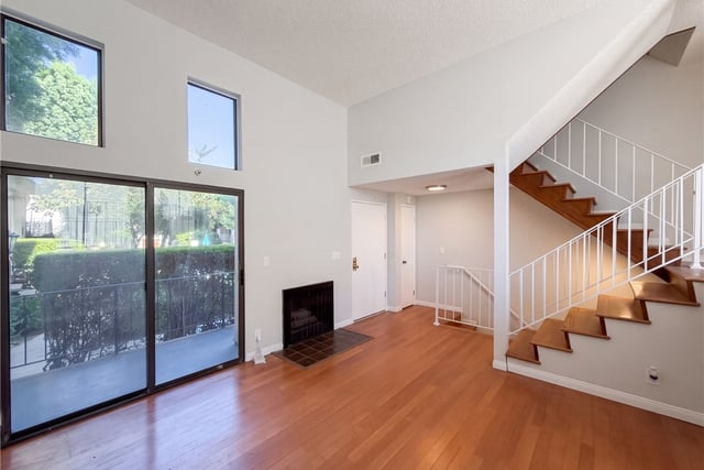 9620 Sepulveda 39, North Hills, CA 91343 — photo 2 of 30