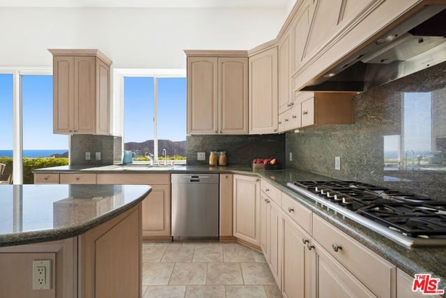 1486 Paseo De Oro, Pacific Palisades, CA 90272 — photo 5 of 29