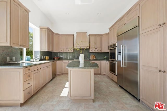 1486 Paseo De Oro, Pacific Palisades, CA 90272 — photo 6 of 29