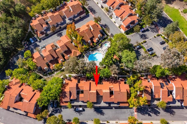 446 Via Colinas, Westlake Village, CA 91362 — photo 4 of 34