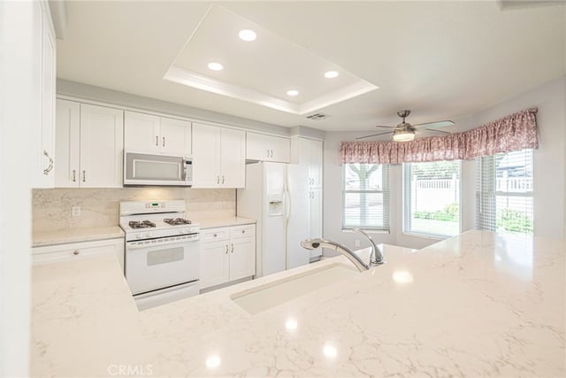 5613 W Avenue L1, Lancaster, CA 93536 — photo 16 of 48