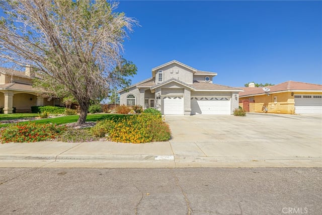 5613 W Avenue L1, Lancaster, CA 93536 — photo 2 of 48