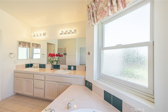 5613 W Avenue L1, Lancaster, CA 93536 — photo 30 of 48
