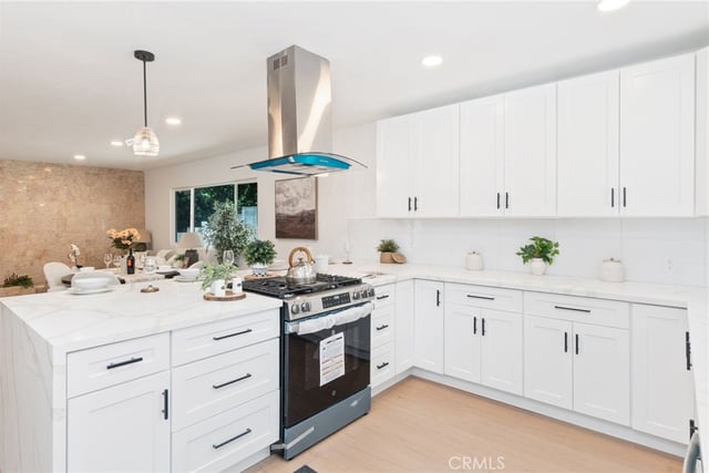 5701 Milton, Whittier, CA 90601 — photo 10 of 36